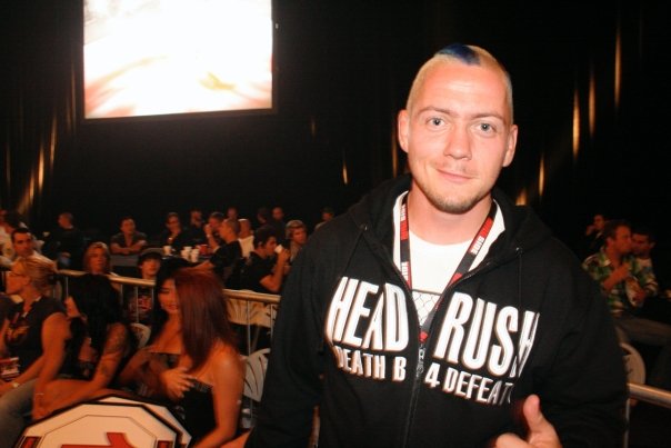 De combattant de l’UFC à présumé contrebandier de tabac