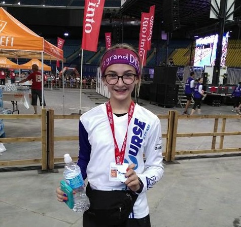 Image illustrant l'article: Composer avec le diabète juvénile en chaussant les espadrilles