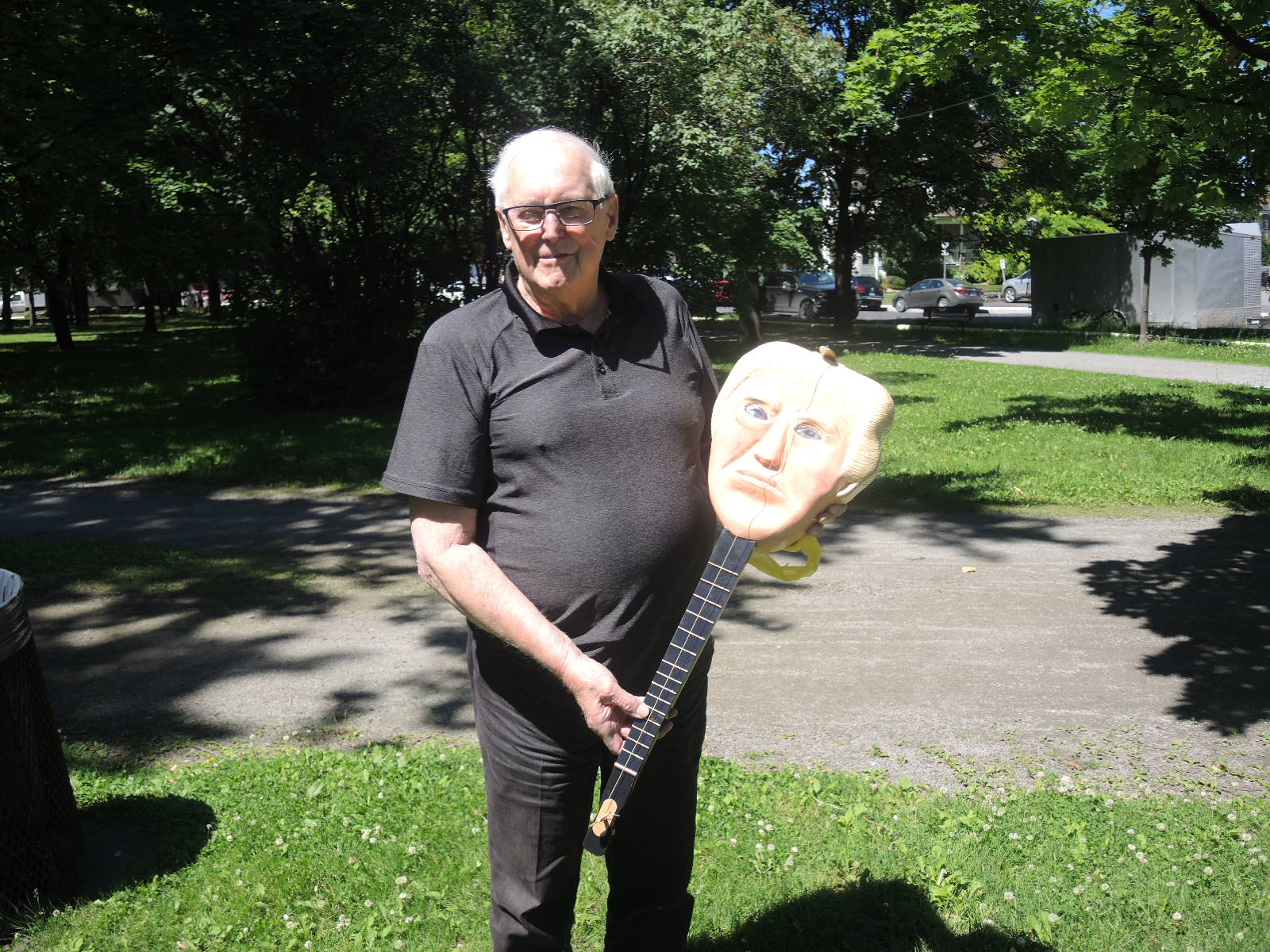 Création d’un Donald Trump monocorde