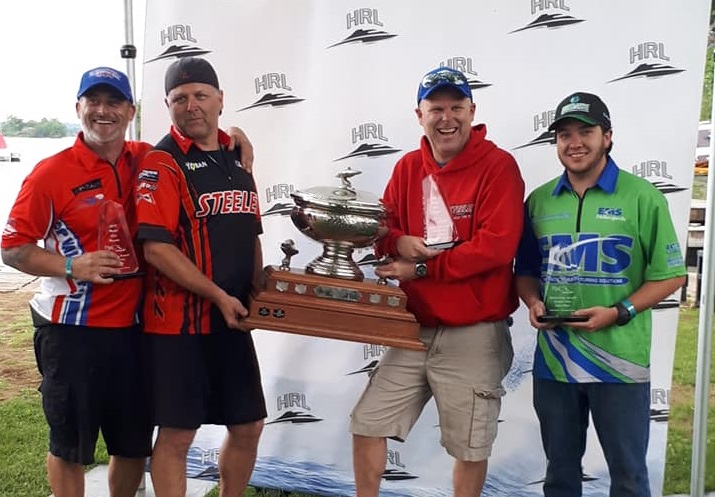 Image illustrant l'article: Identité nationale : les régates rassemblent les Canadiens