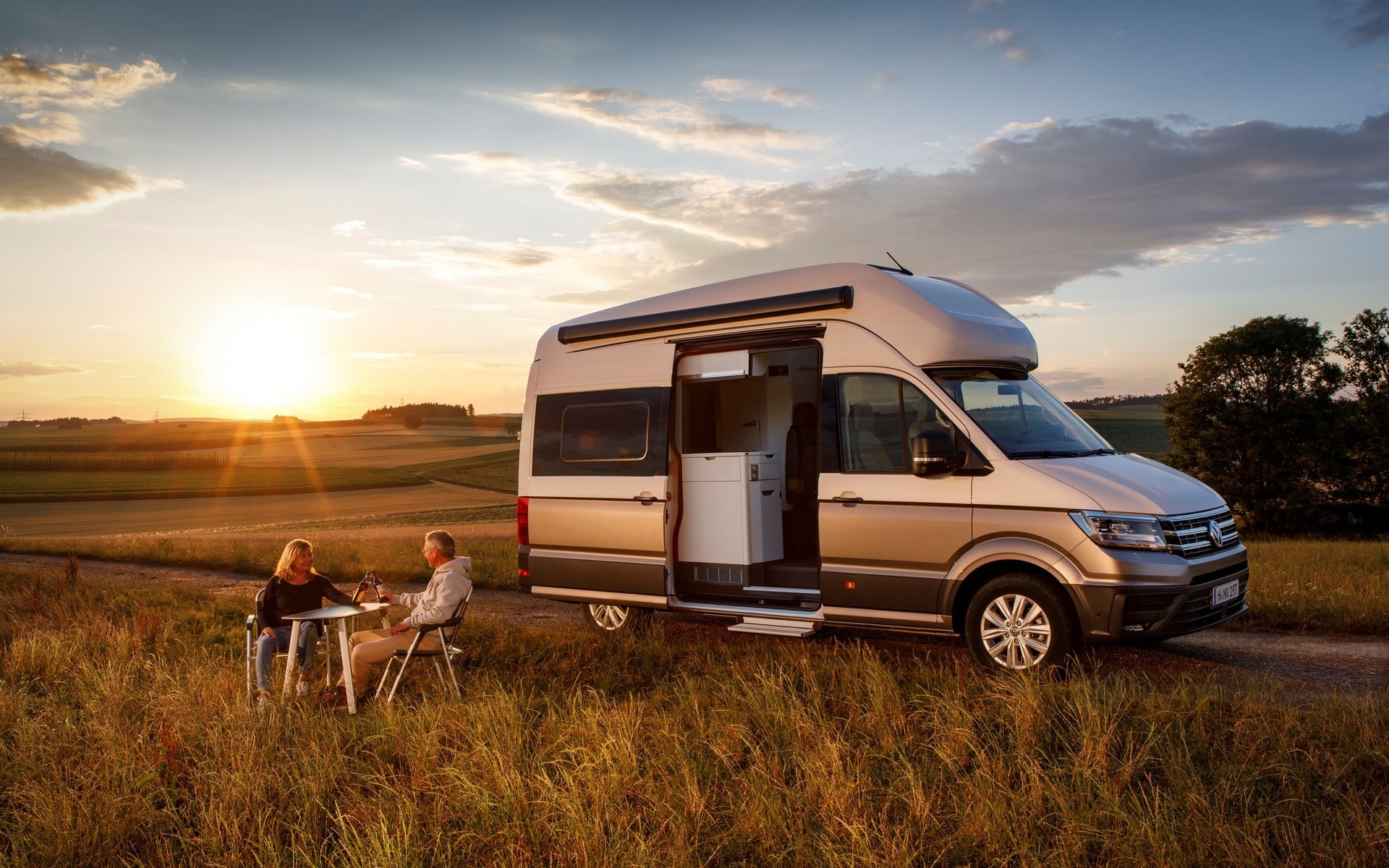 Volkswagen lance un nouveau fourgon de camping. Il est gros!
