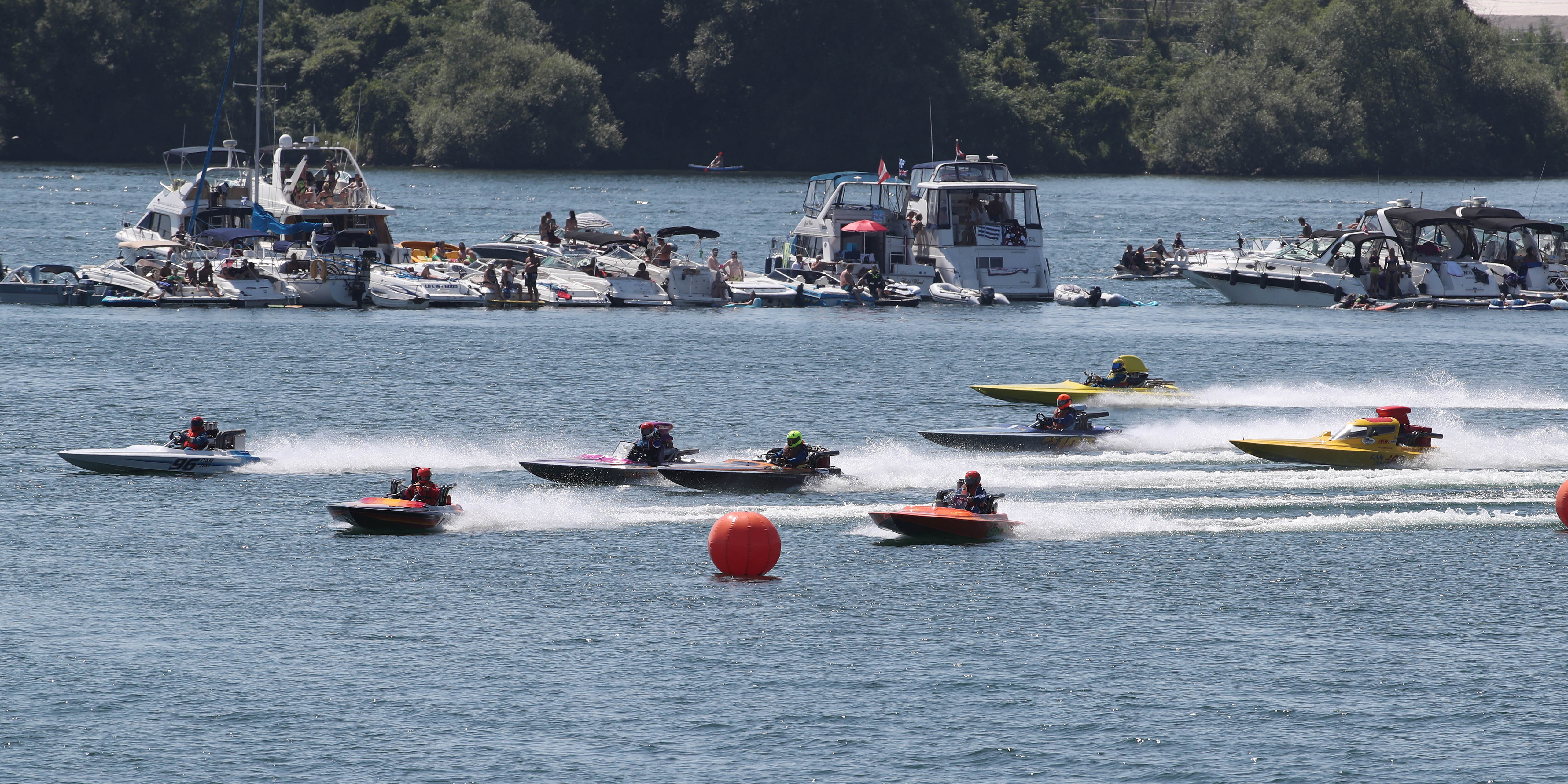 Les bateaux Can-Am de retour aux Régates de Beauharnois
