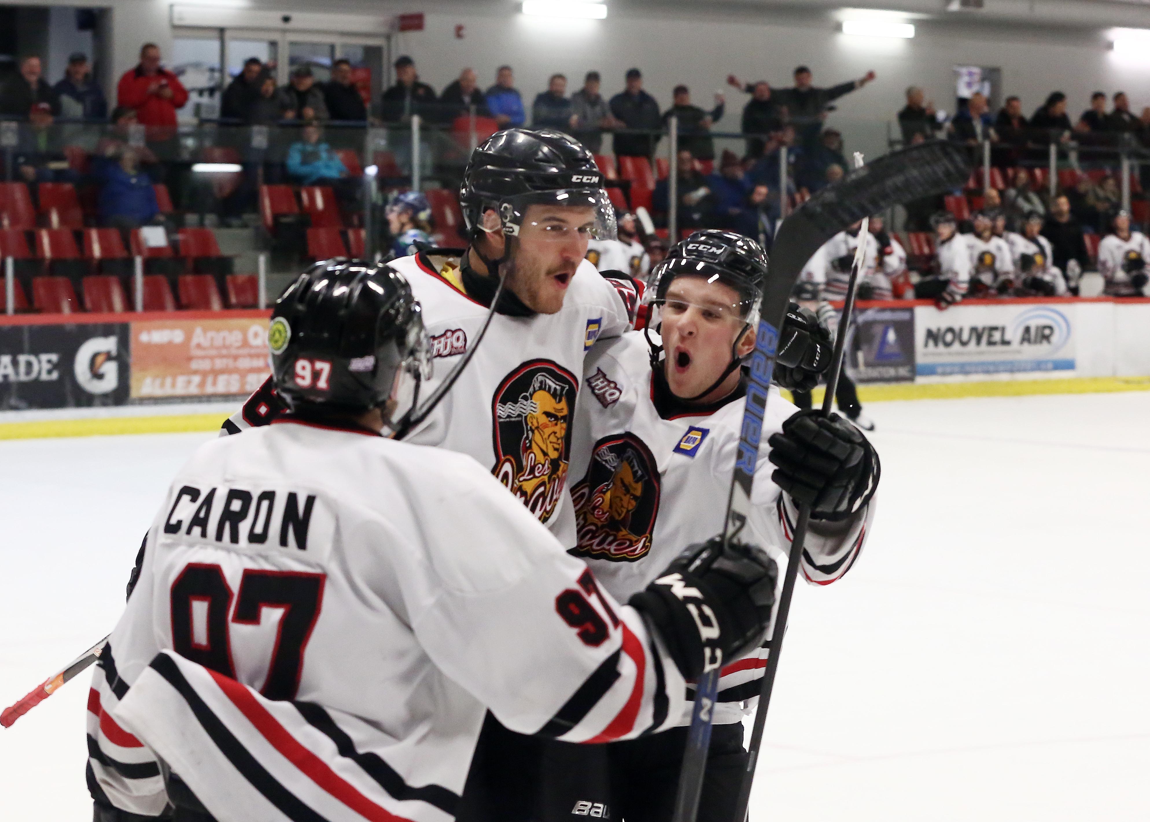 Les Braves se défoulent sur les Forts de Chambly