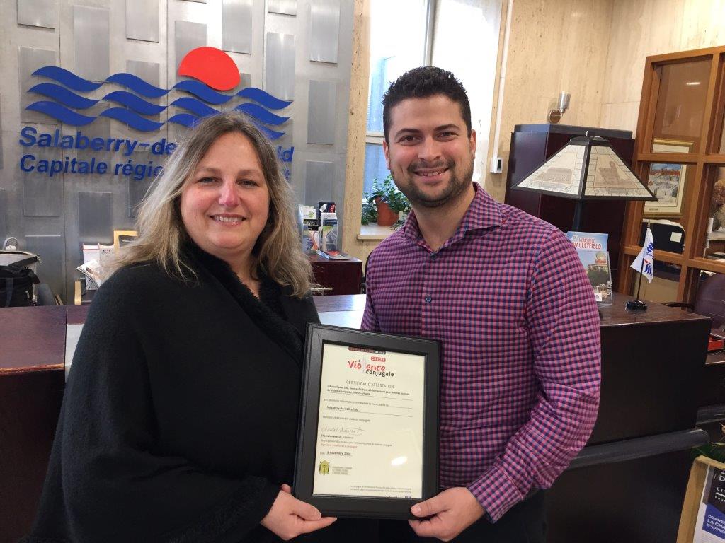 Salaberry-de-Valleyfield s’affiche contre la violence conjugale