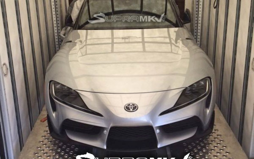 Image illustrant l'article: La nouvelle Toyota Supra se pointe le bout du nez