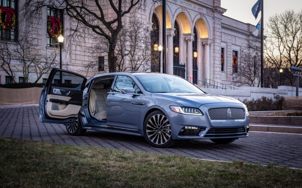 La Lincoln Continental avec les portes-suicide ne viendra pas au Canada