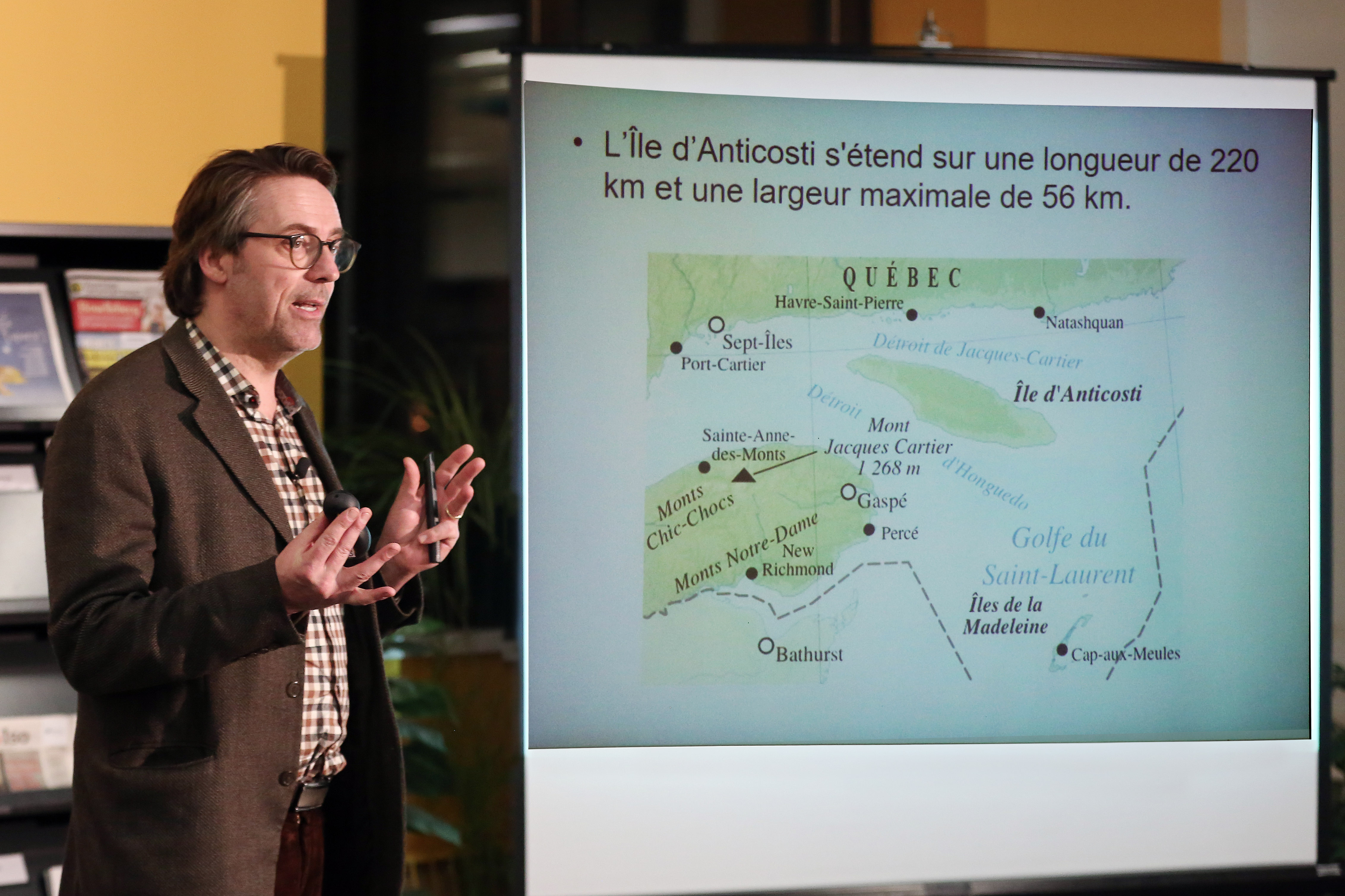 Hugues Théorêt a suivi la trace des Nazis à l’Ile d’Anticosti