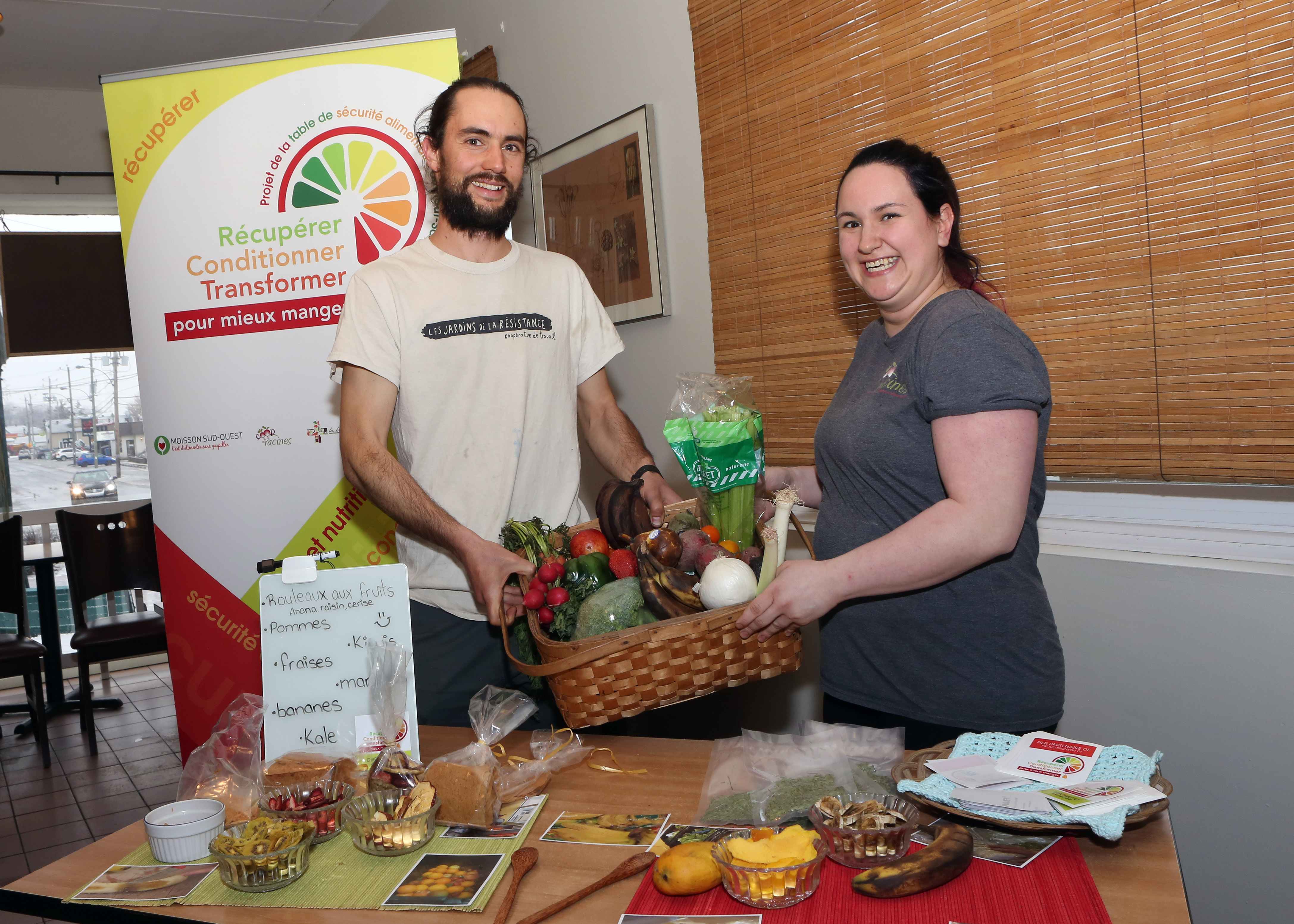 Image illustrant l'article: Des tonnes d’aliments récupérés et reconditionnés