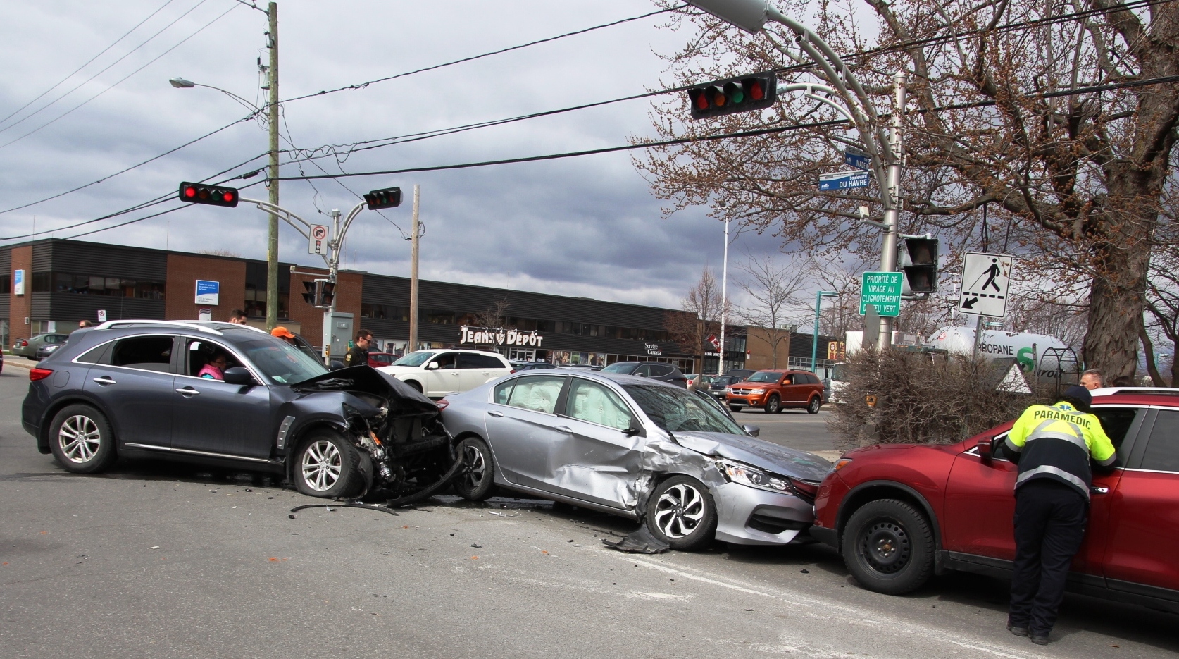 La collision mensuelle fait deux blessés