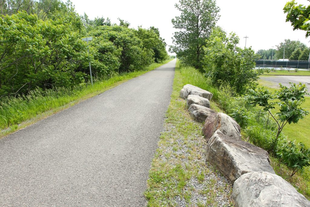 Travaux sur un tronçon de la piste cyclable à Sainte-Martine