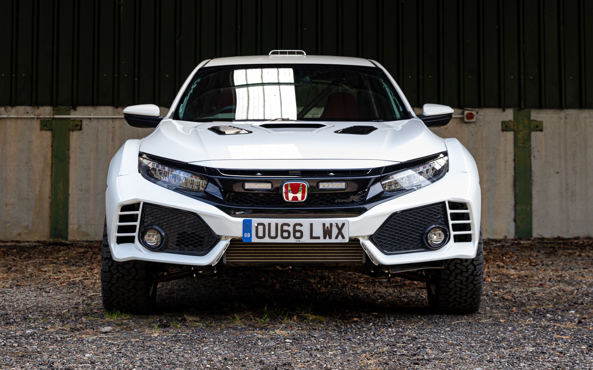 Une Honda Civic Type R transformée en bolide de rallye