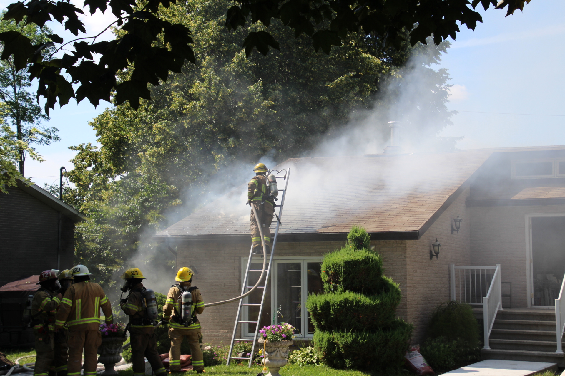 Incendie sur le boulevard Bord-de-L’eau