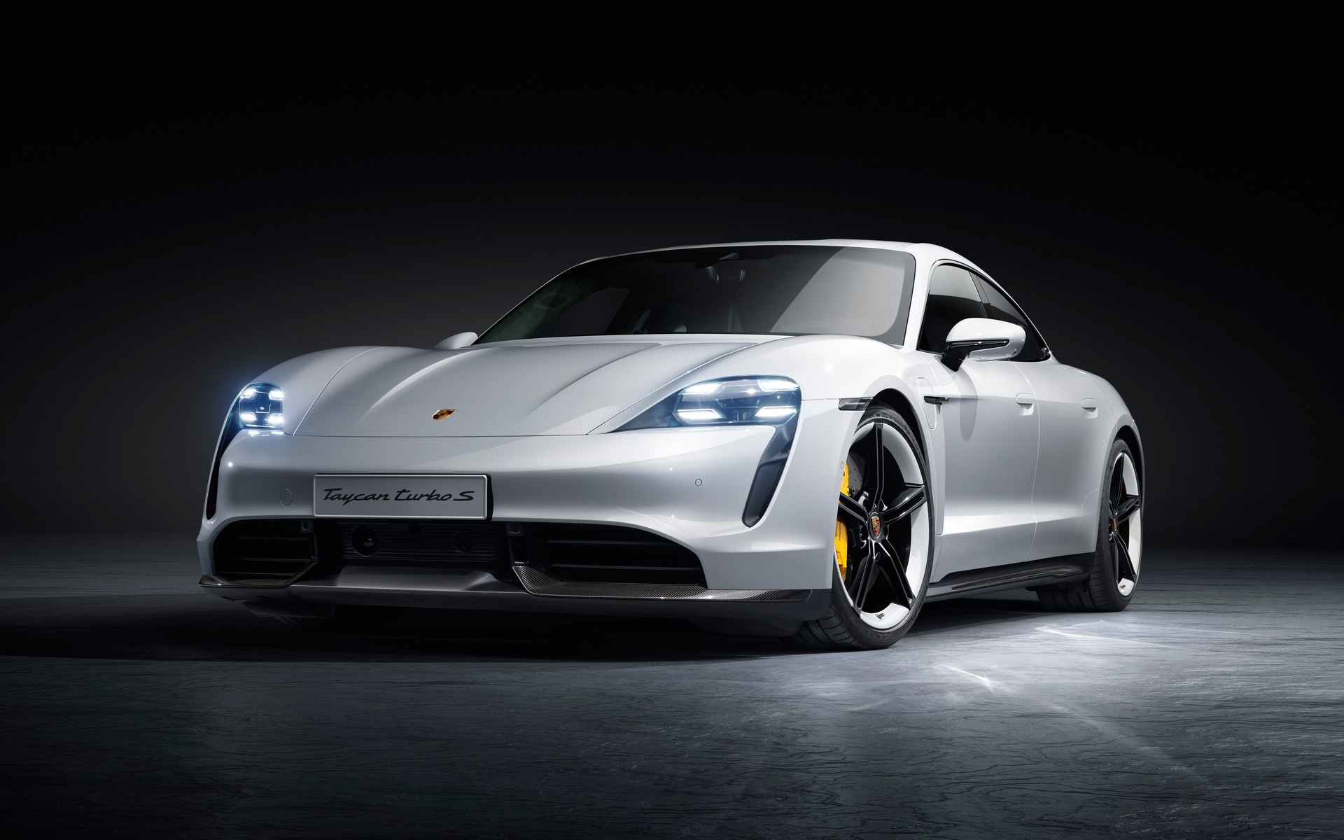 Voici combien coûtera la Porsche Taycan au Canada