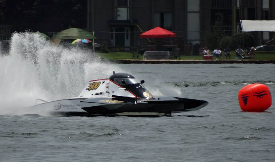 Image illustrant l'article: Jos Less s’amène en Hydro 350 et Derec Smith pilotera le «H-79»