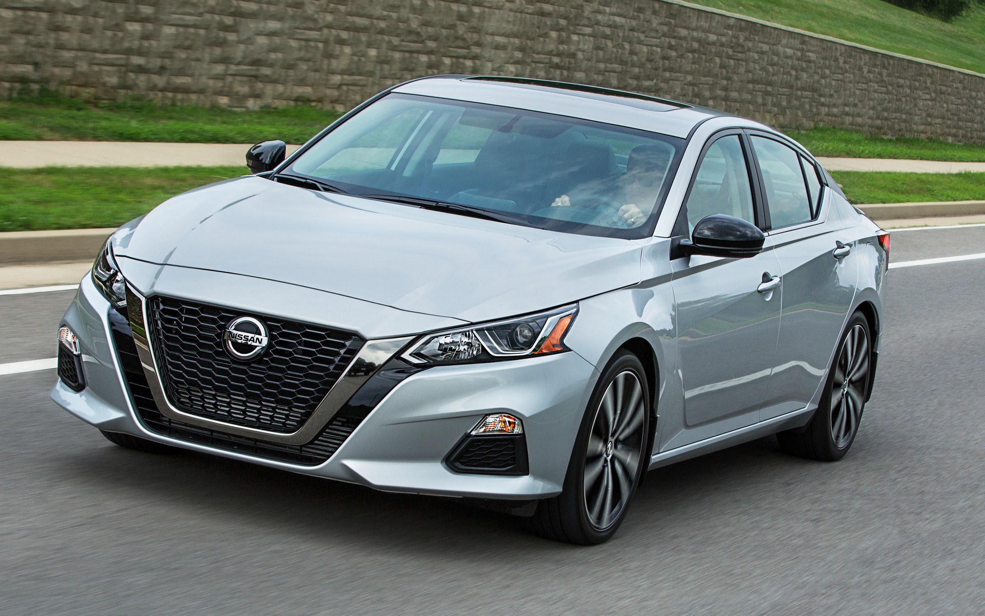 Caméra de recul : rappel massif chez Nissan et Infiniti