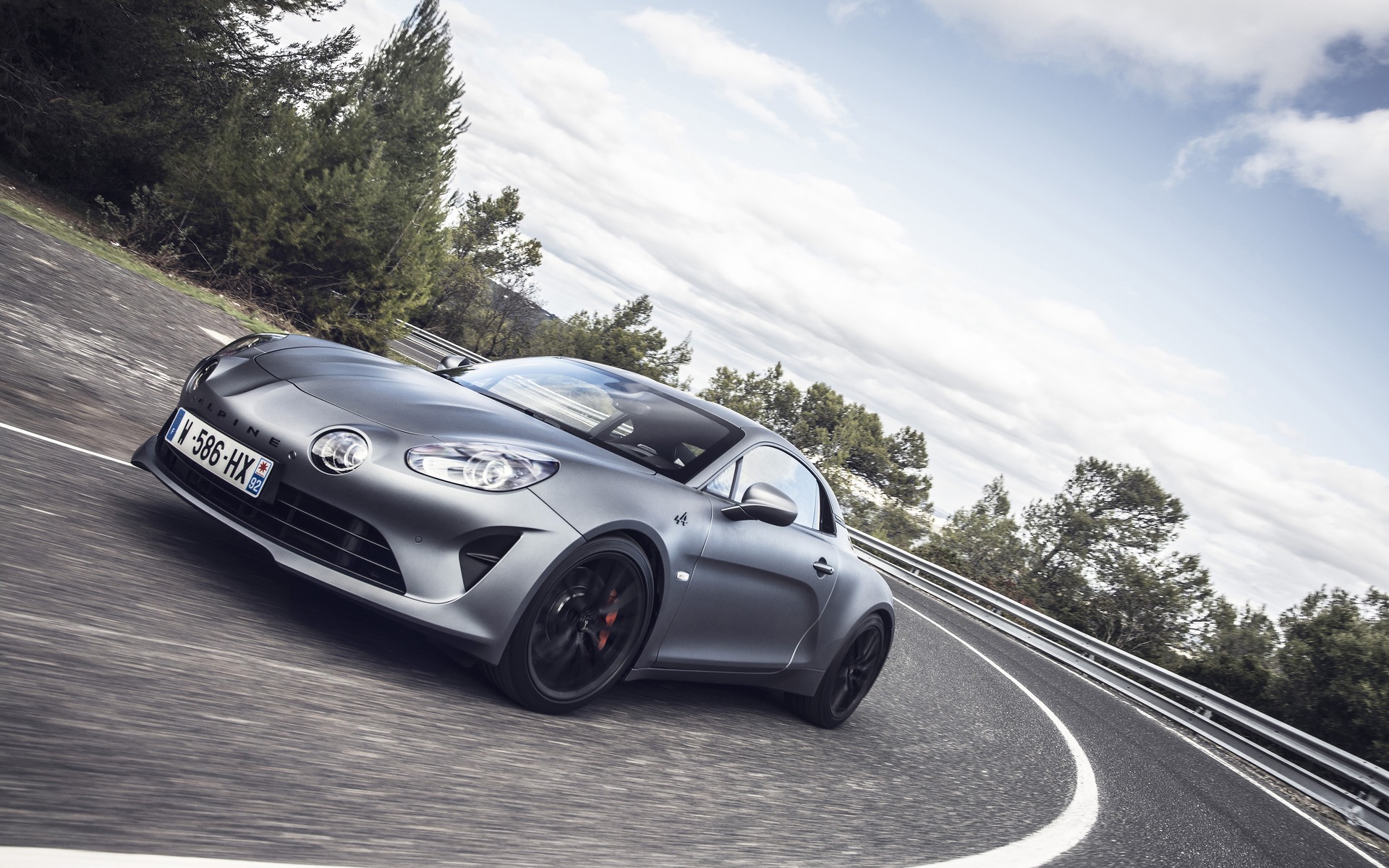 Alpine ajoute un modèle haut de gamme pour sa légendaire A110