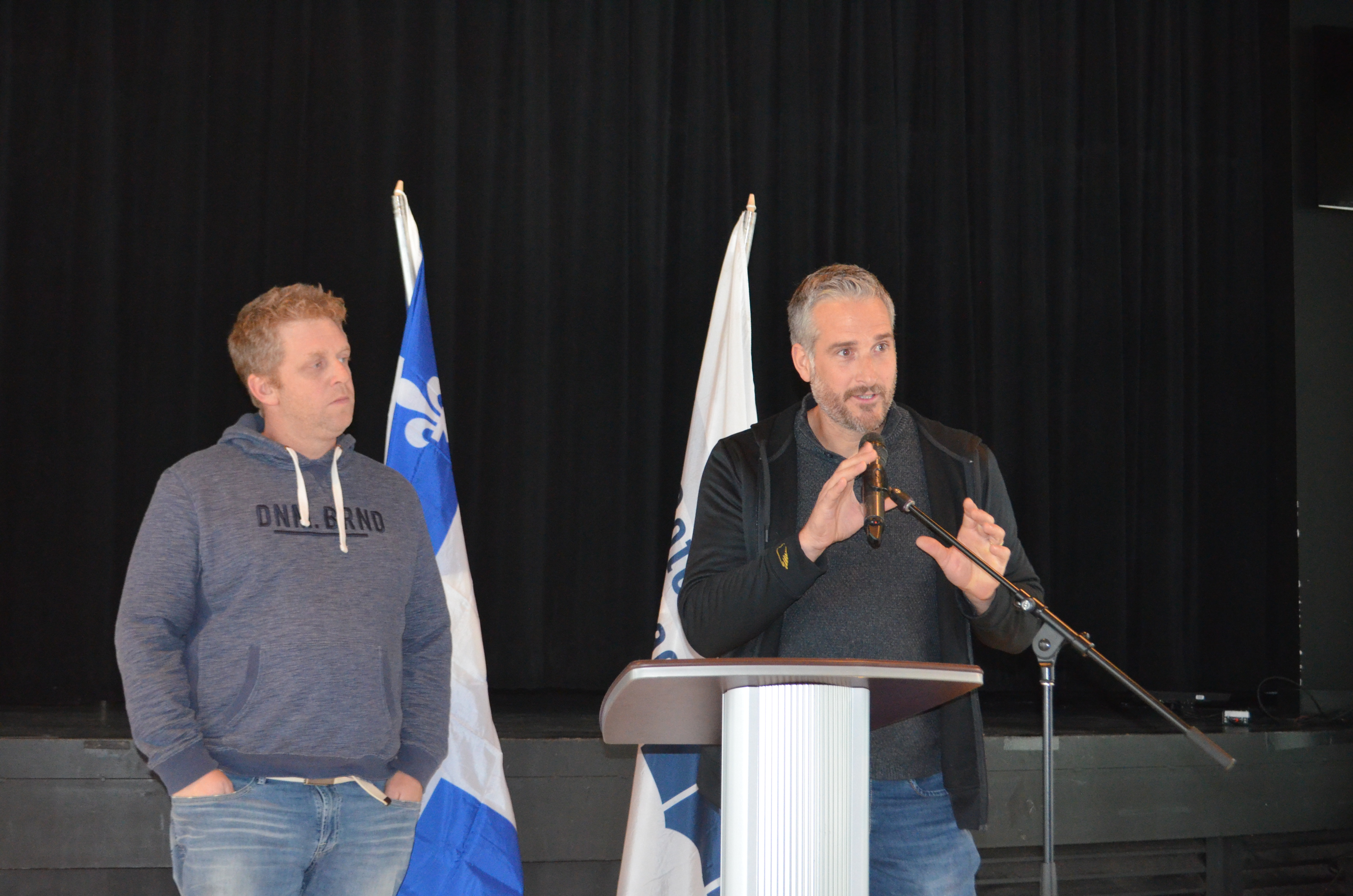 La récolte, la santé et les entreprises agricoles en péril