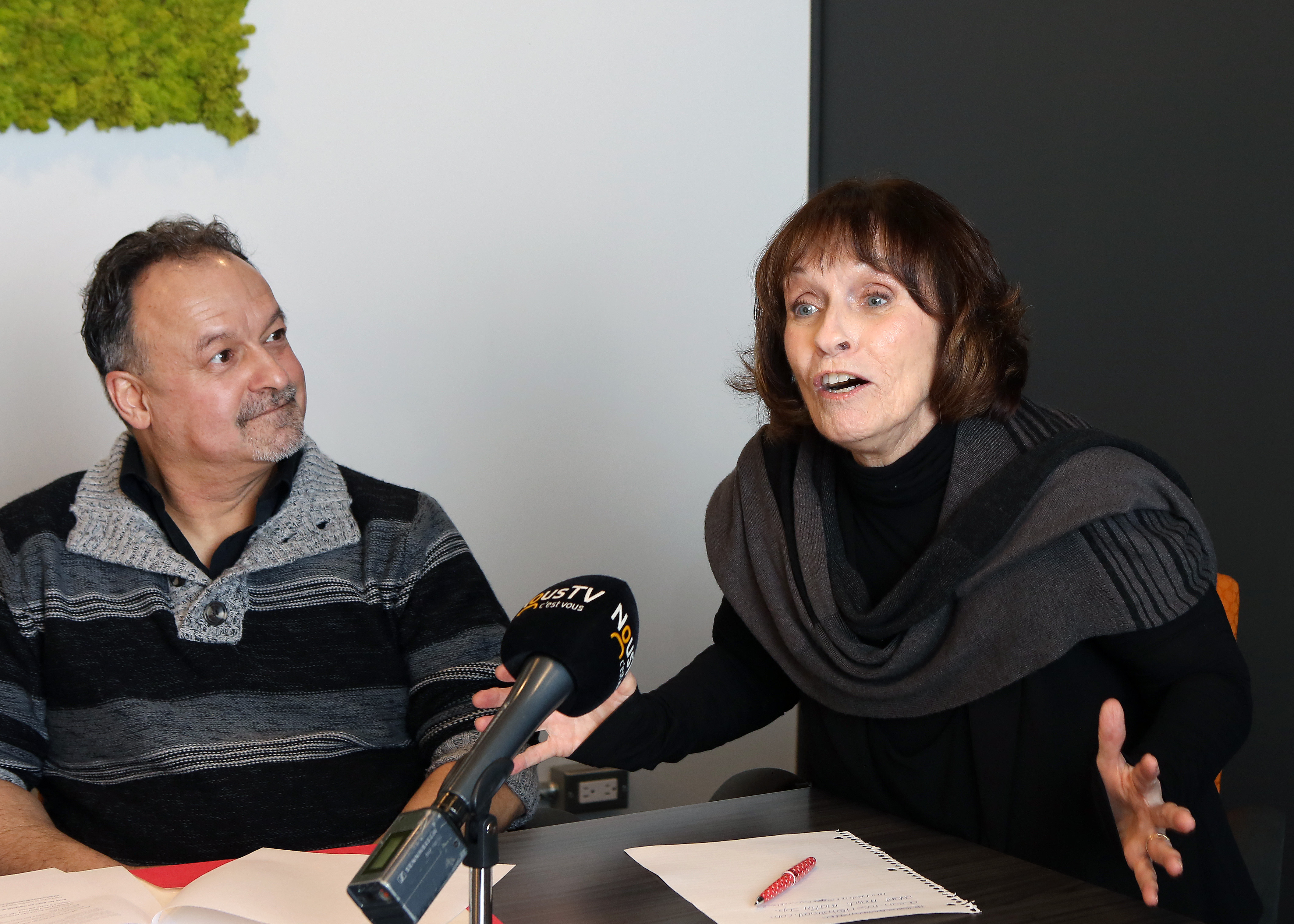 Des chansons pour aider un centre d’alphabétisation à renaître de ses cendres