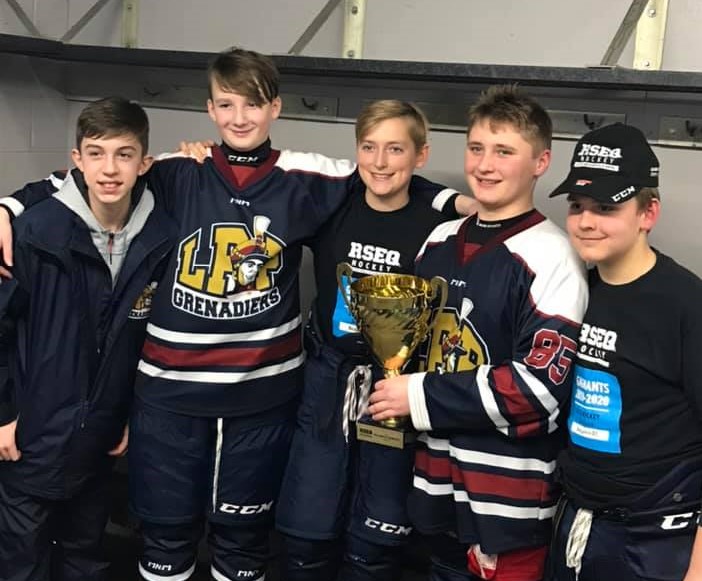 Les honneurs pour les Grenadiers benjamins et 5 hockeyeurs de Valleyfield