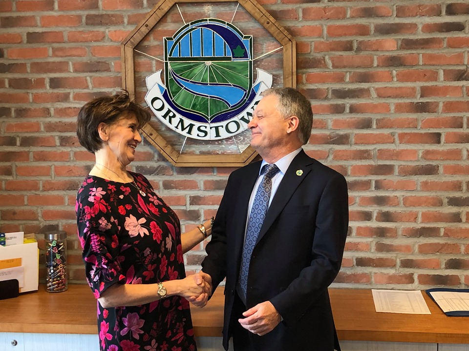 La députée Claire IsaBelle inaugure un bureau satellite à Ormstown