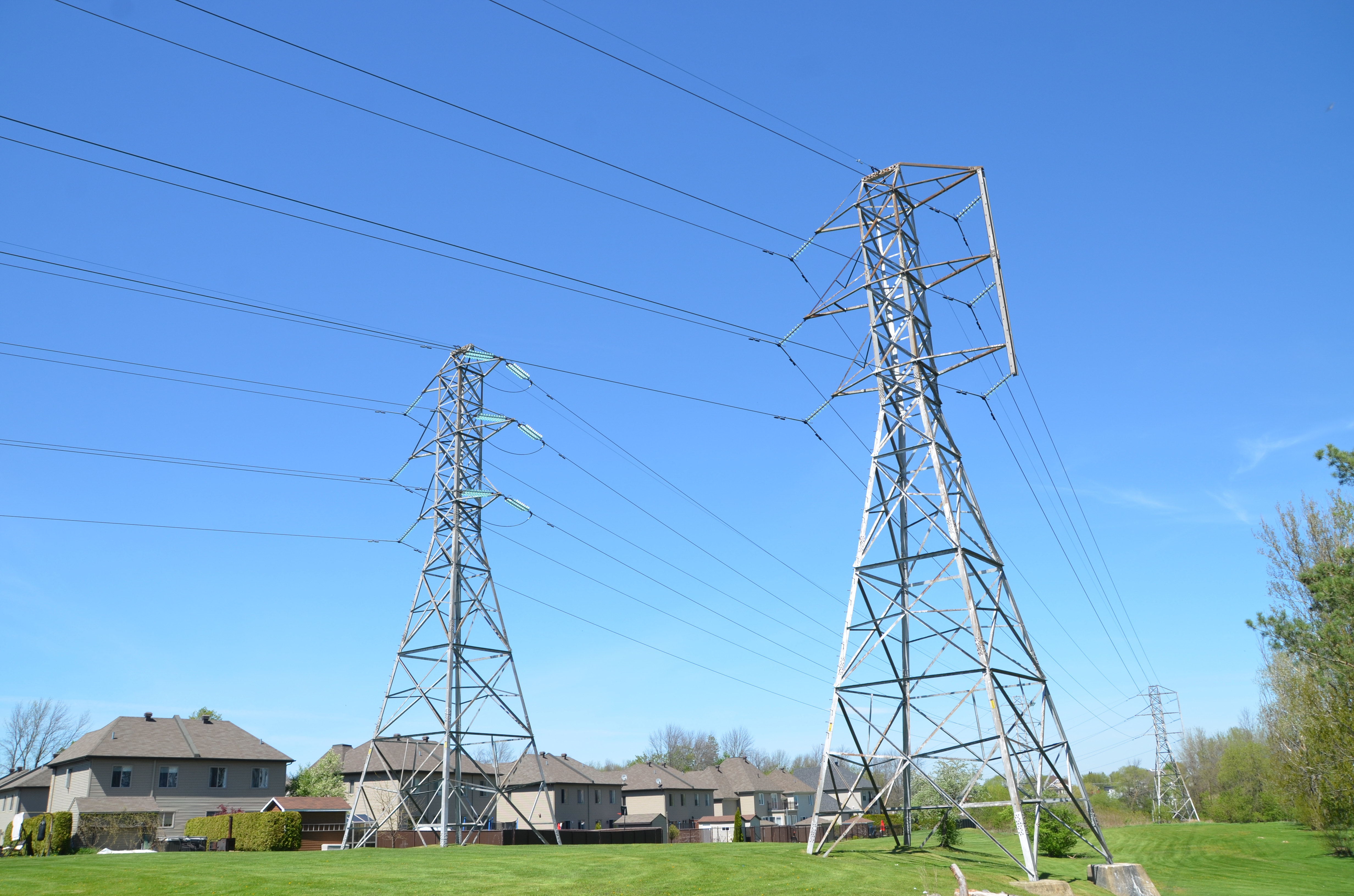 Entente sur le passage de lignes électriques en milieu agricole