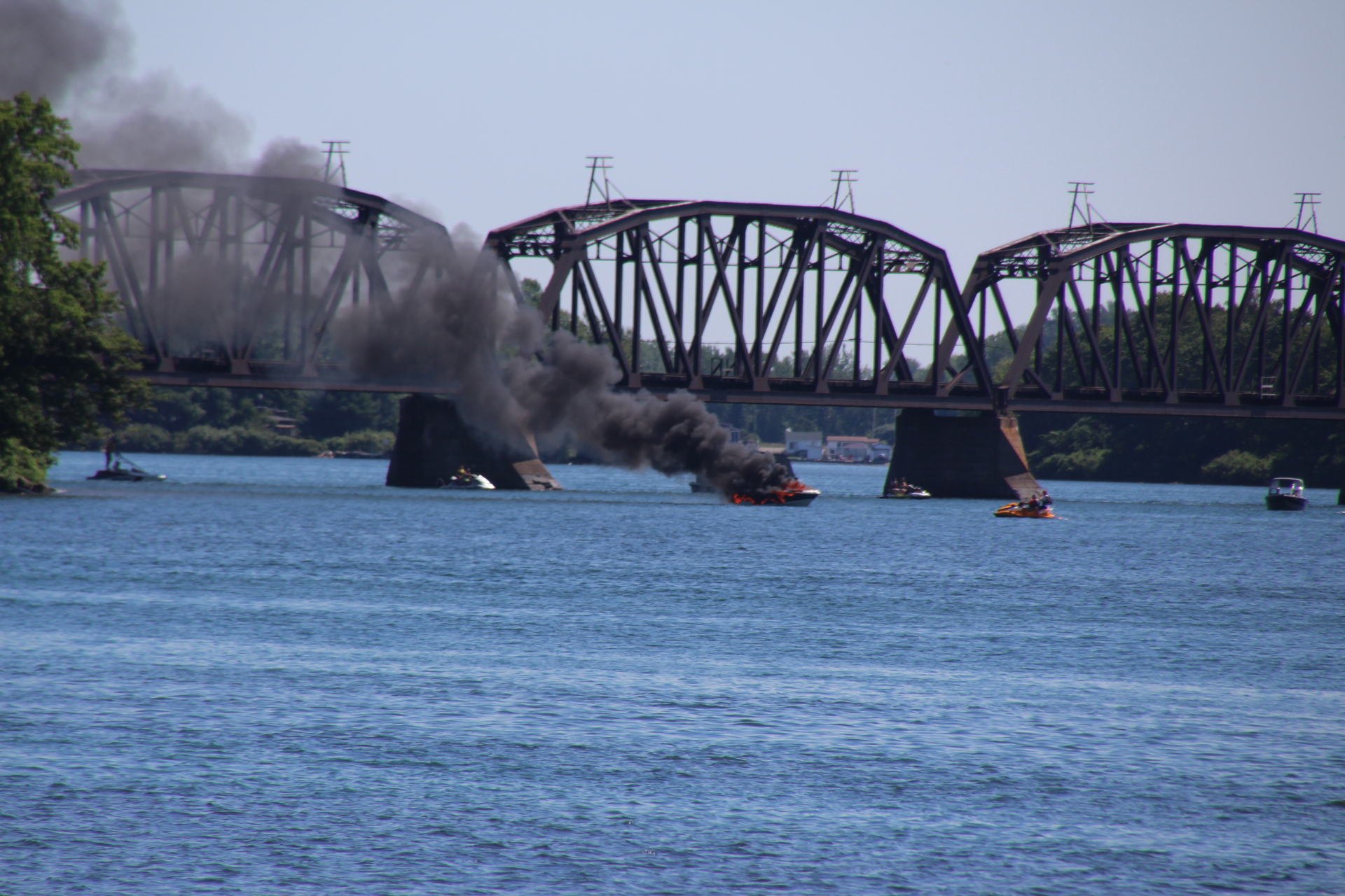 Image illustrant l'article: Le bateau est une perte totale