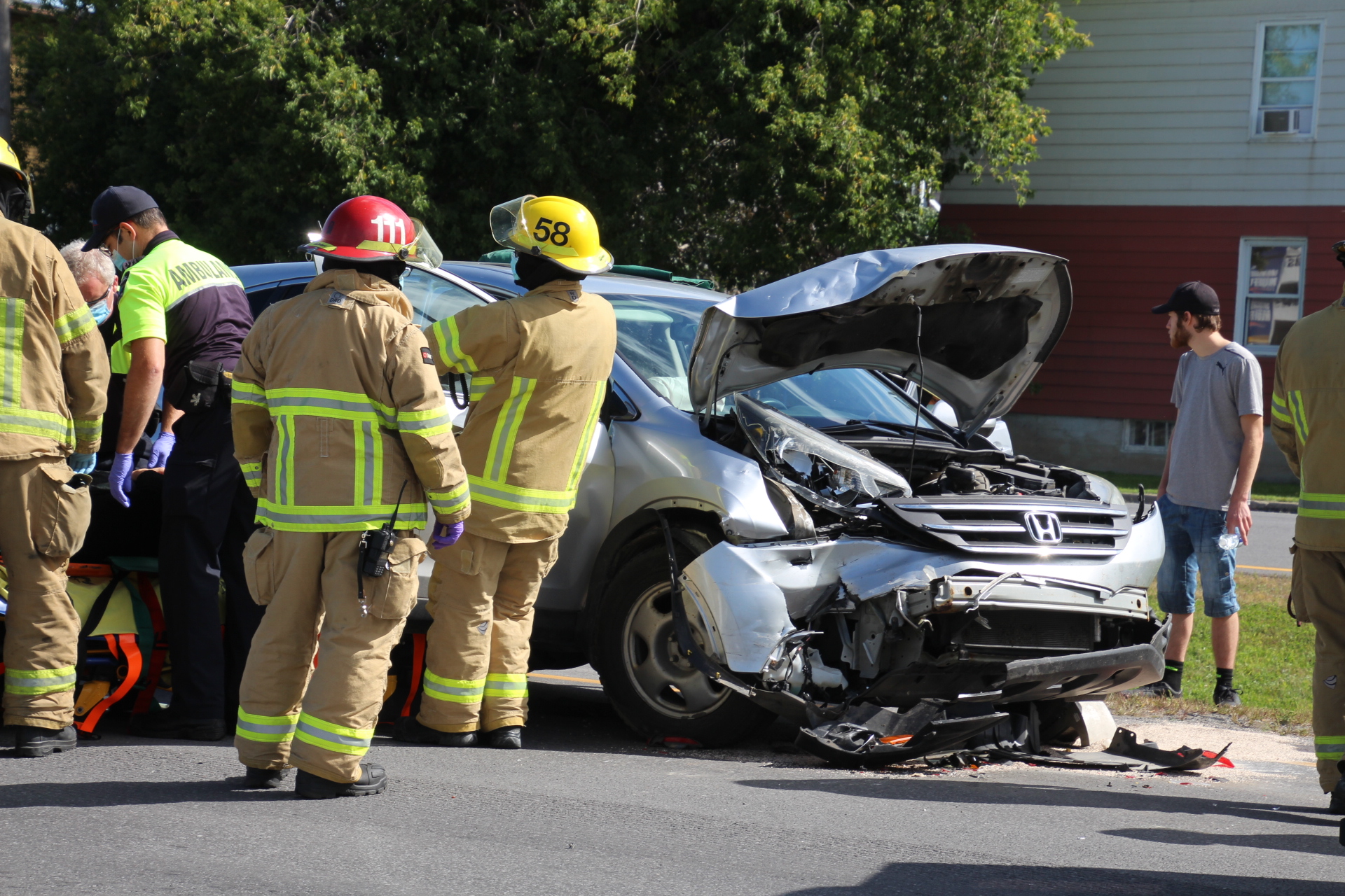 Trois véhicules impliqués dans un accident sur le boul. Mgr-Langlois
