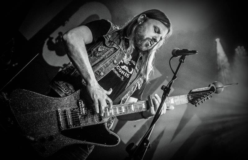 Image illustrant l'article: Le guitariste Steve Hill en spectacle ce soir dans les rues de la ville