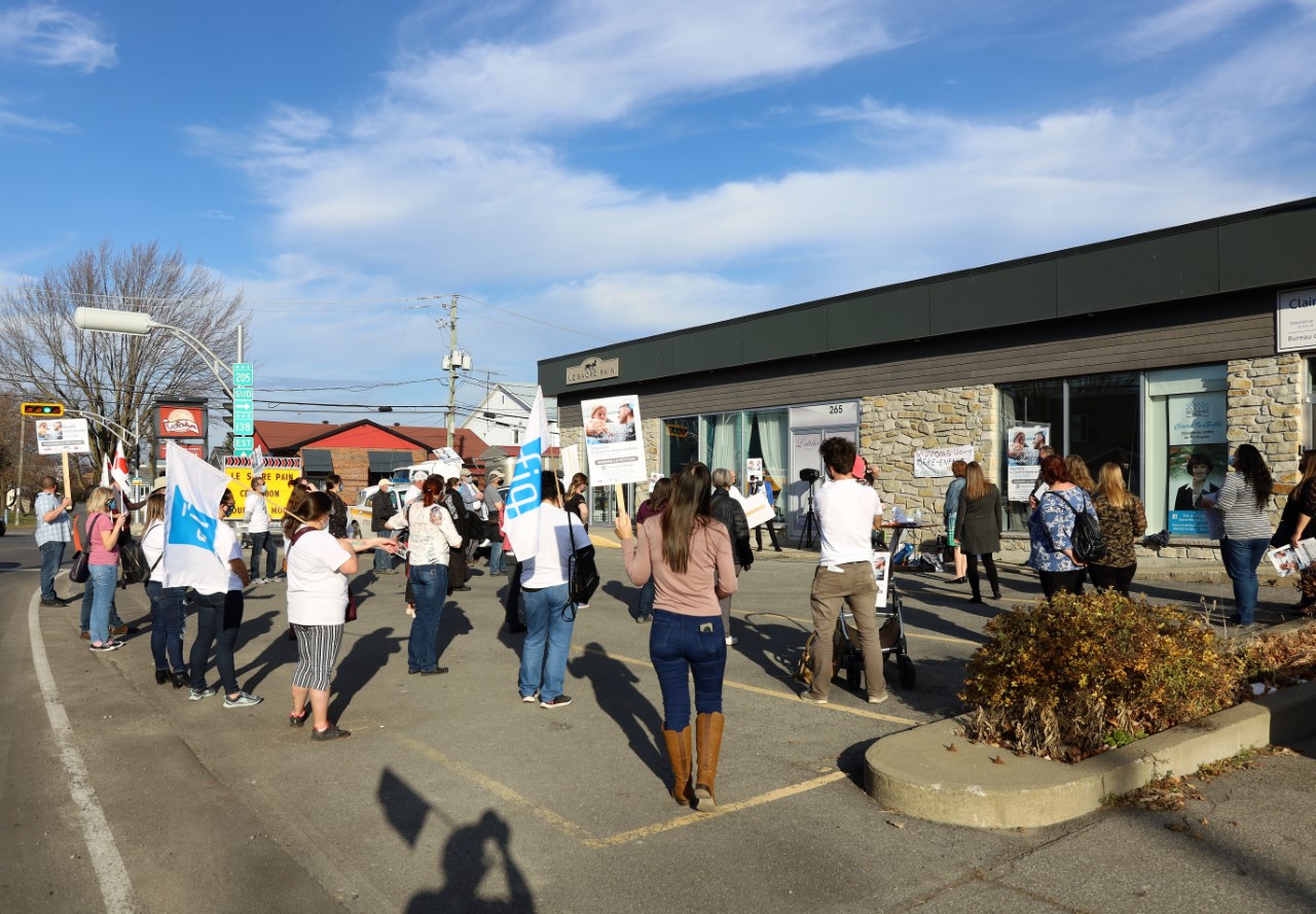 Une autre manif pour sauver le Centre Mère-Enfant