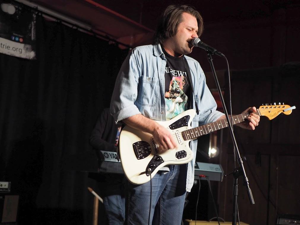 Image illustrant l'article: VIDÉO - Un album à saveur punk-rock pour Maxime Gervais