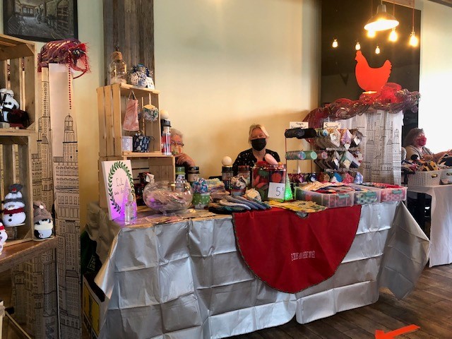 Un restaurant transformé en mini-marché de Noël