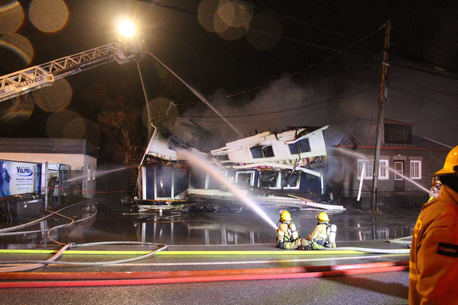 Image illustrant l'article: Incendies criminels de pizzerias: la SQ fait de nouveau appel au public