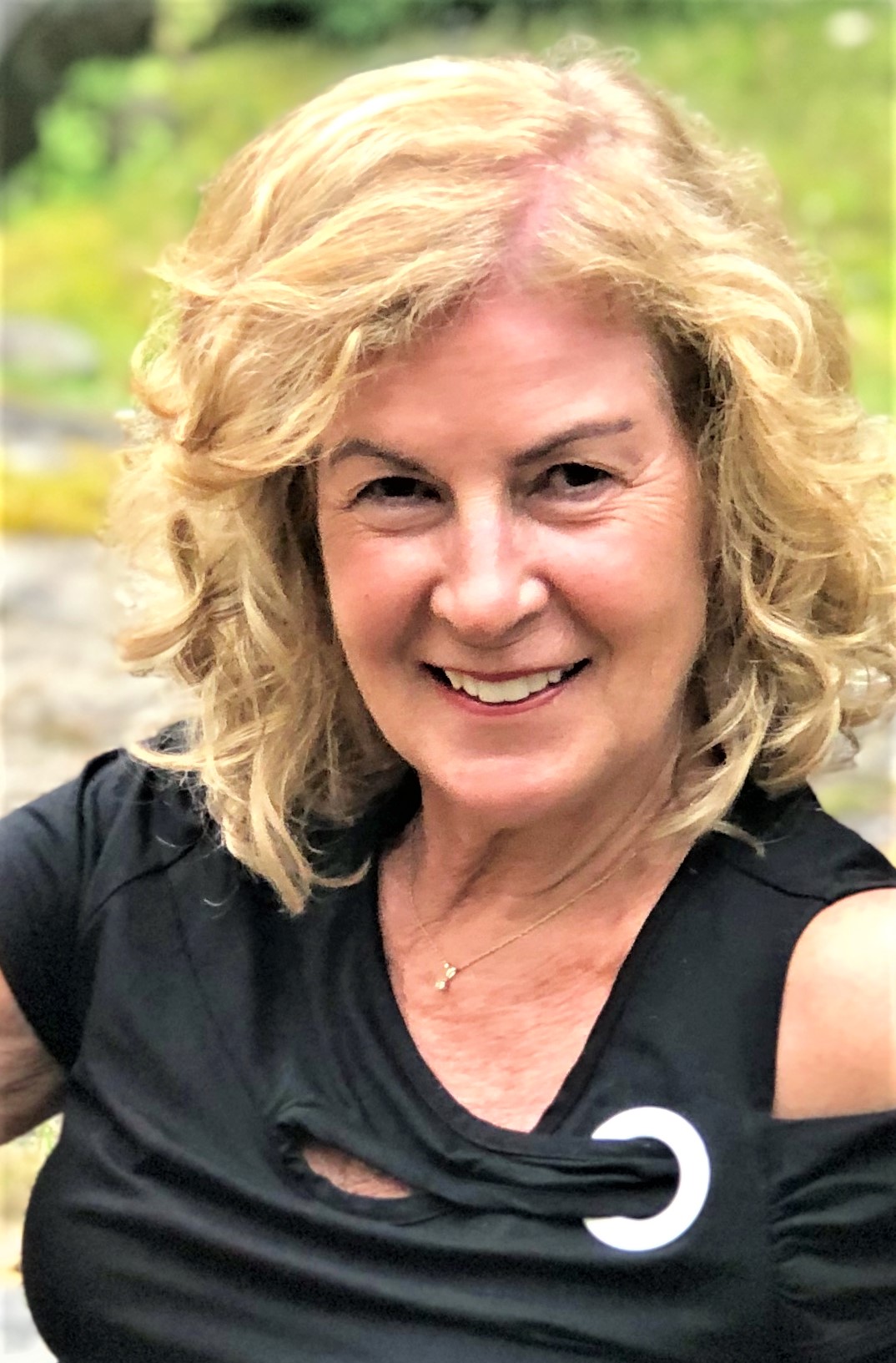 L’écriture : une passion pour Dolorès Leduc