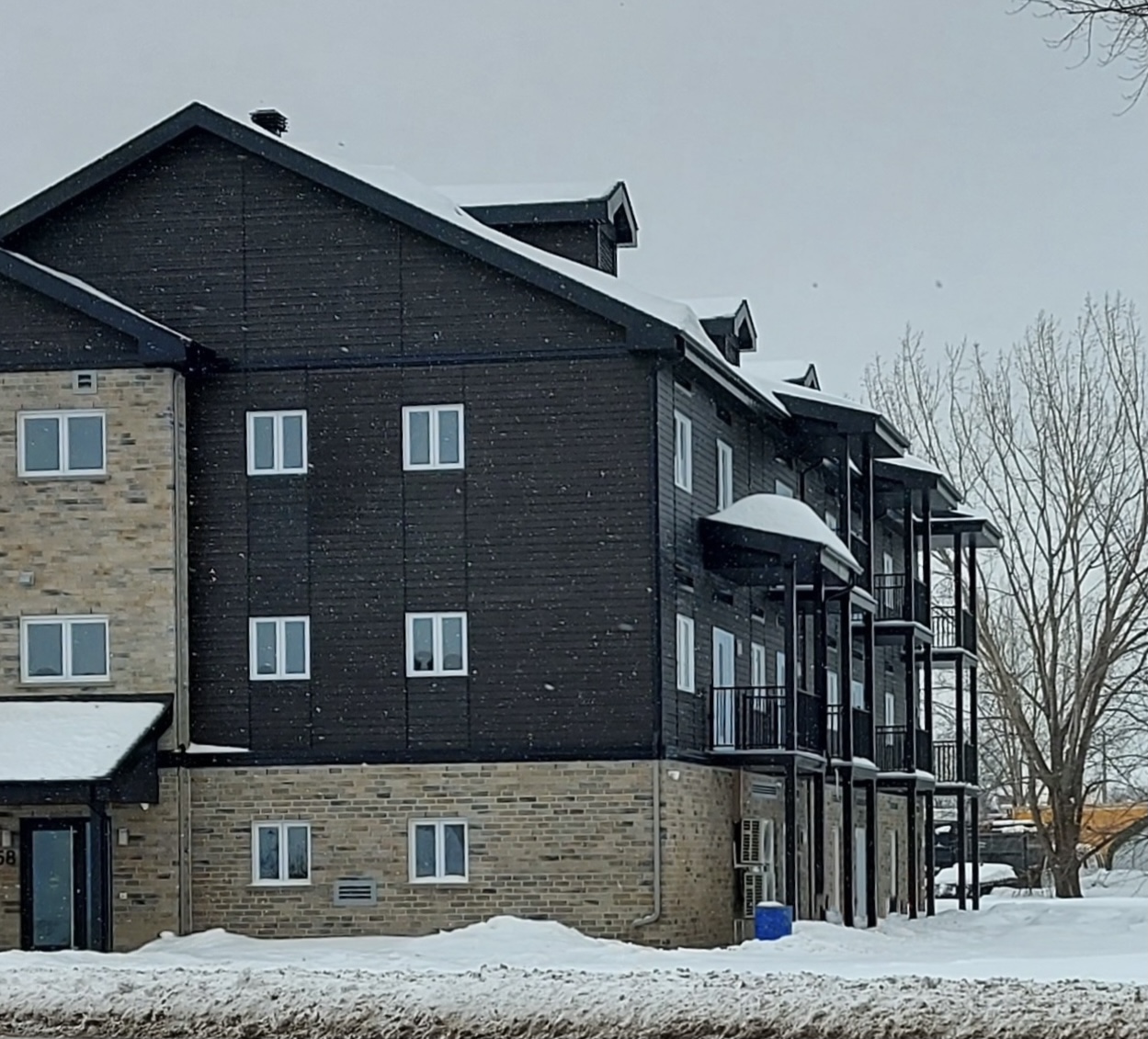 Entrée des premiers locataires chez Réinvente-Toit