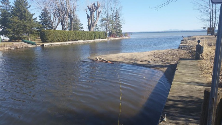 Saint-Zotique envisage draguer ses canaux à l’automne