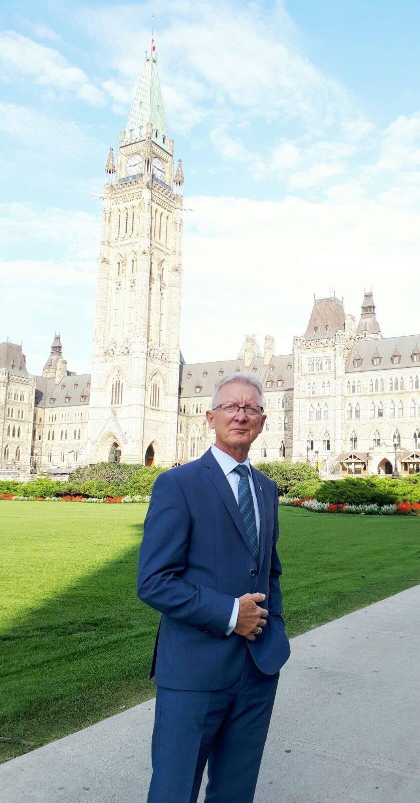 Le sénateur Pierre-Hugues Boisvenu lutte pour protéger les victimes de violence