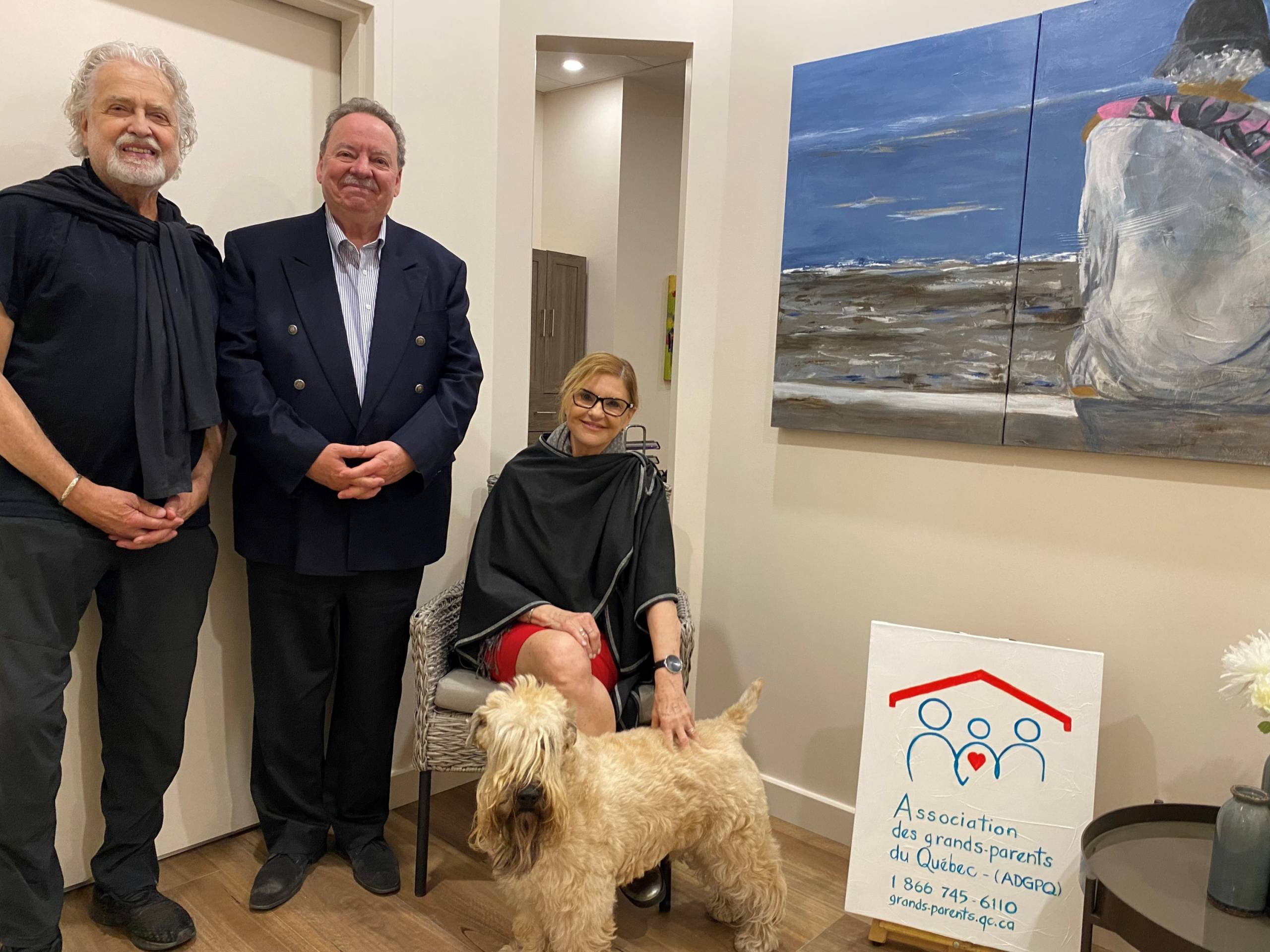 Ce haut-parleur intelligent et compact est contrôlé par reconnaissance vocale