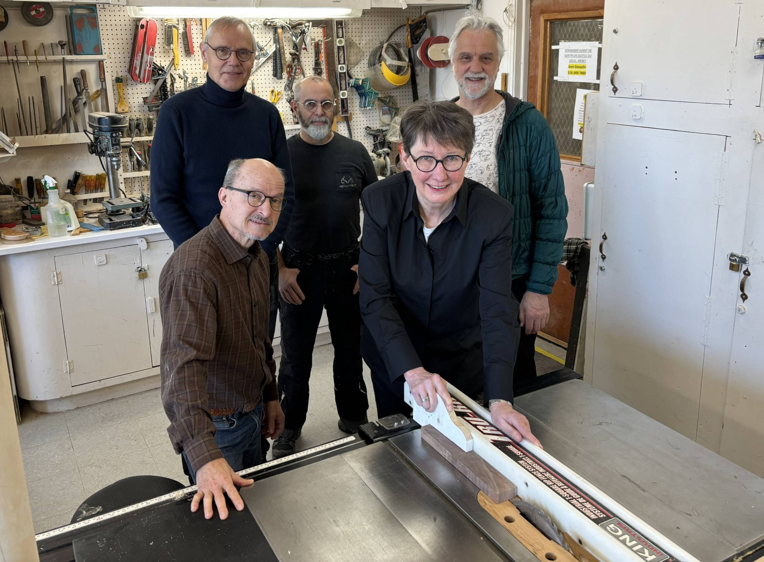 Messages d’inconnus sur WhatsApp: quoi faire pour se protéger