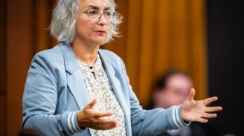 Claude DeBellefeuille déçue du budget Carney