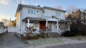 La Ville achète une maison sur Victoria à des fins commerciales