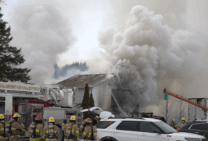 Incendie de bâtiment agricole et de garage à Coteau-du-Lac