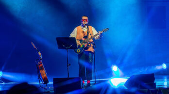 Cégep en spectacle : un chanteur séduit le jury