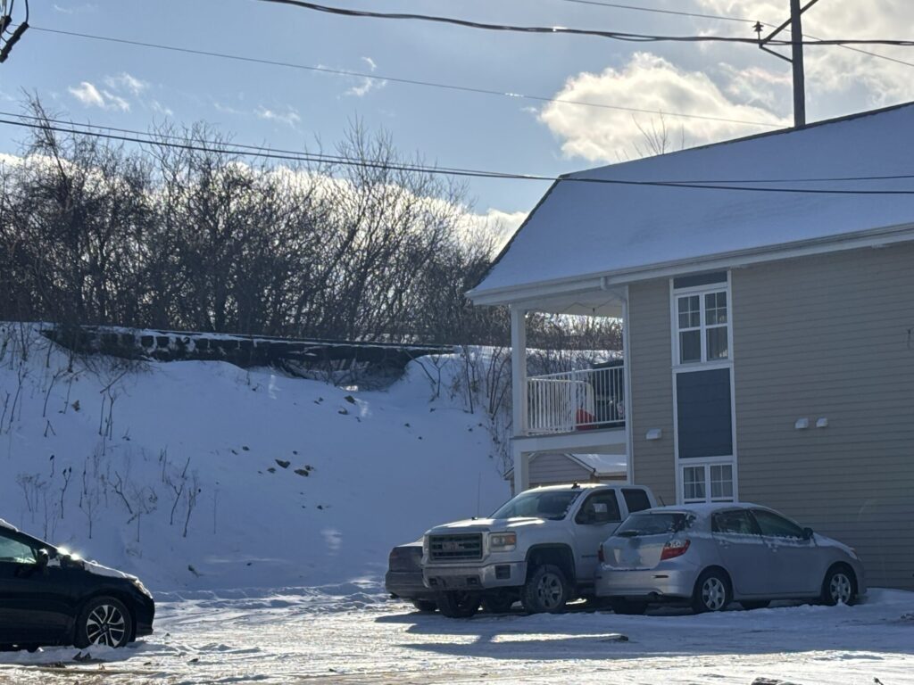 Glissement sur un terrain à Beauharnois