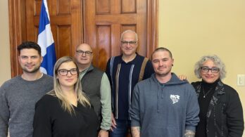 Des élus dénoncent les coupures du fédéral en itinérance