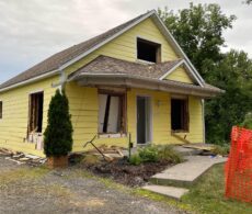 Résidence ravagée par un mouvement de sol, rue Racicot