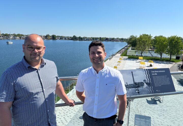 Esplanade multifonction avec vue sur la baie Saint-François