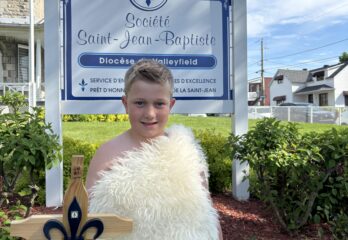 Les grands de chez nous célébrés dans un grand défilé de la Saint-Jean-Baptiste