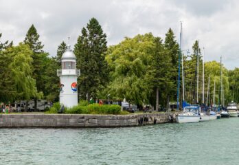 Camping et accès à l&rsquo;eau de la rue des Plaines : le conseil des Coteaux défend ses décisions