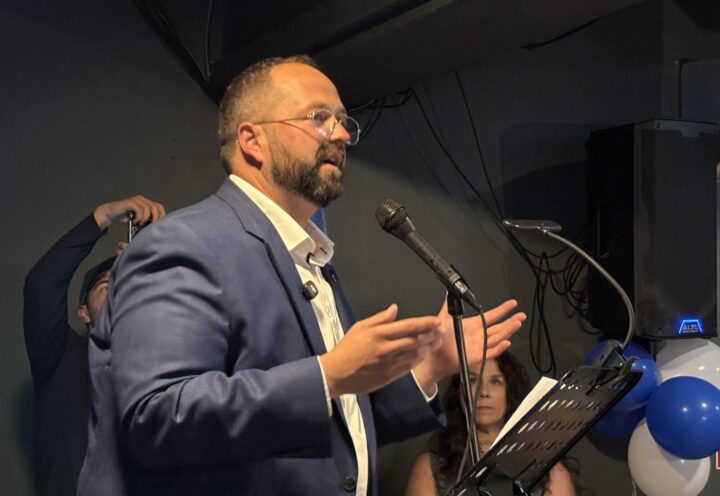 Près de 200 personnes pour accueillir Alexandre Daneau