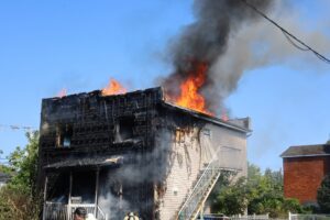 Valleyfield – Alerte générale pour un duplex en flammes